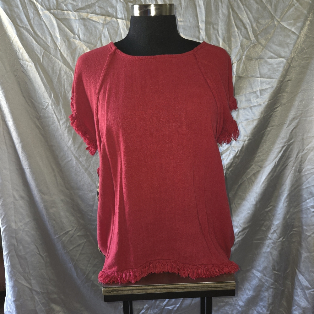 Umgee Raspberry Red Short-Sleeve Fringed Top - Picture 1 of 5